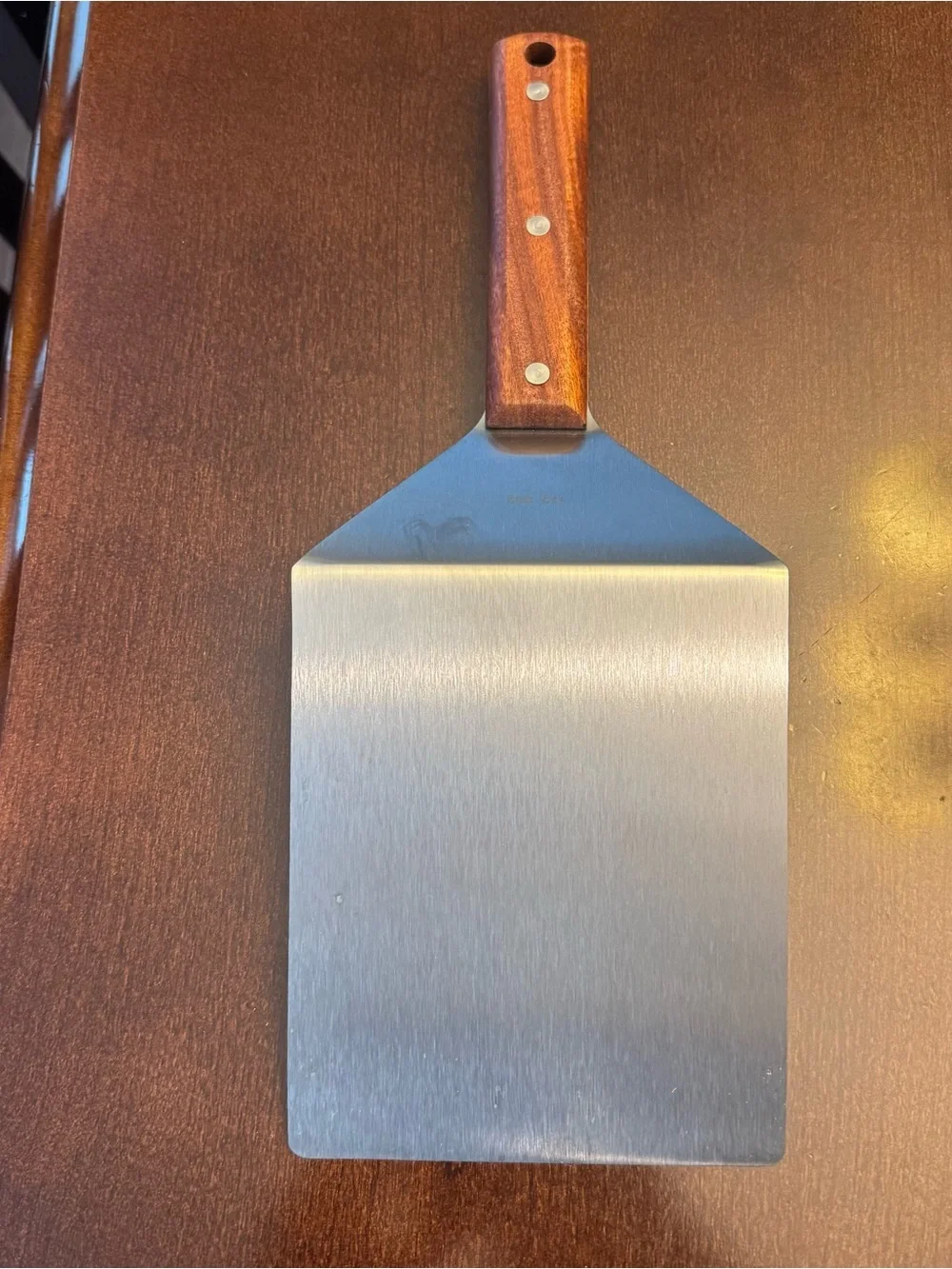 Set of two Blackstone Griddle Utensils - Spatula and Cast Iron burger press